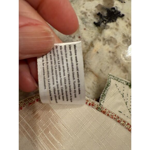 2 VTG Wreath Rhapsody Christmas cut out wreath Placemats holiday table top NoS - Picture 7 of 11